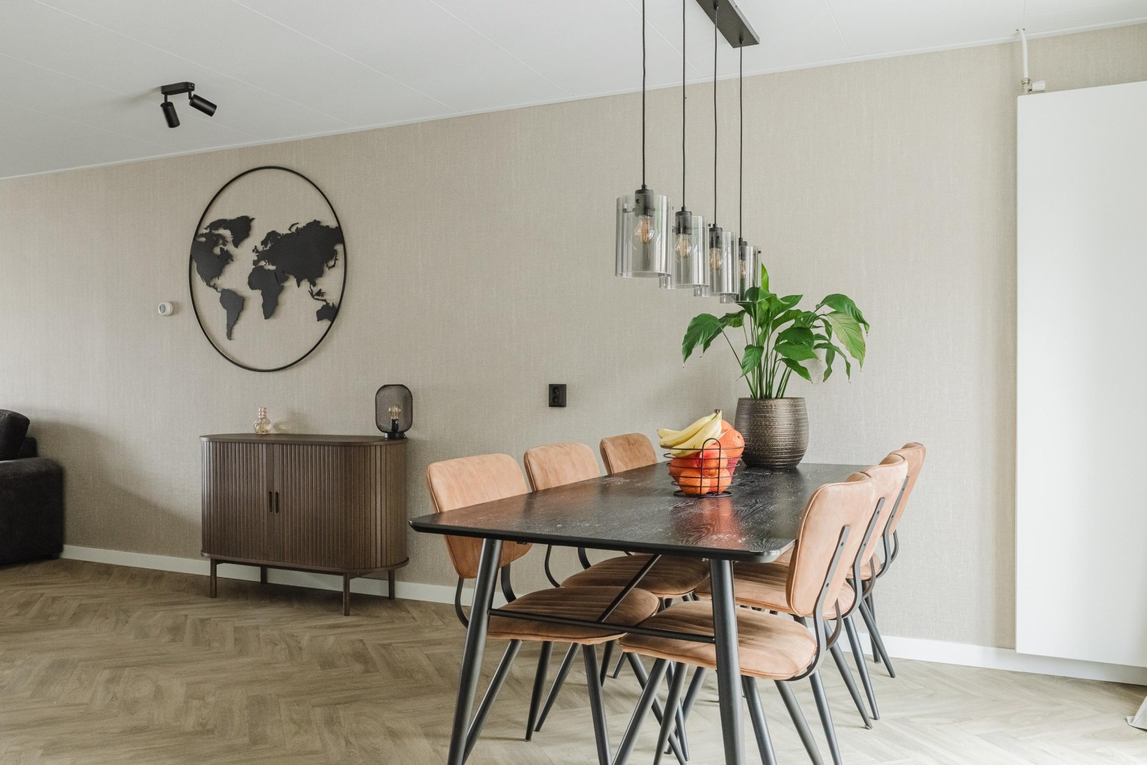 Hoekwoning te koop: Ambrozijnberg 24, Roosendaal