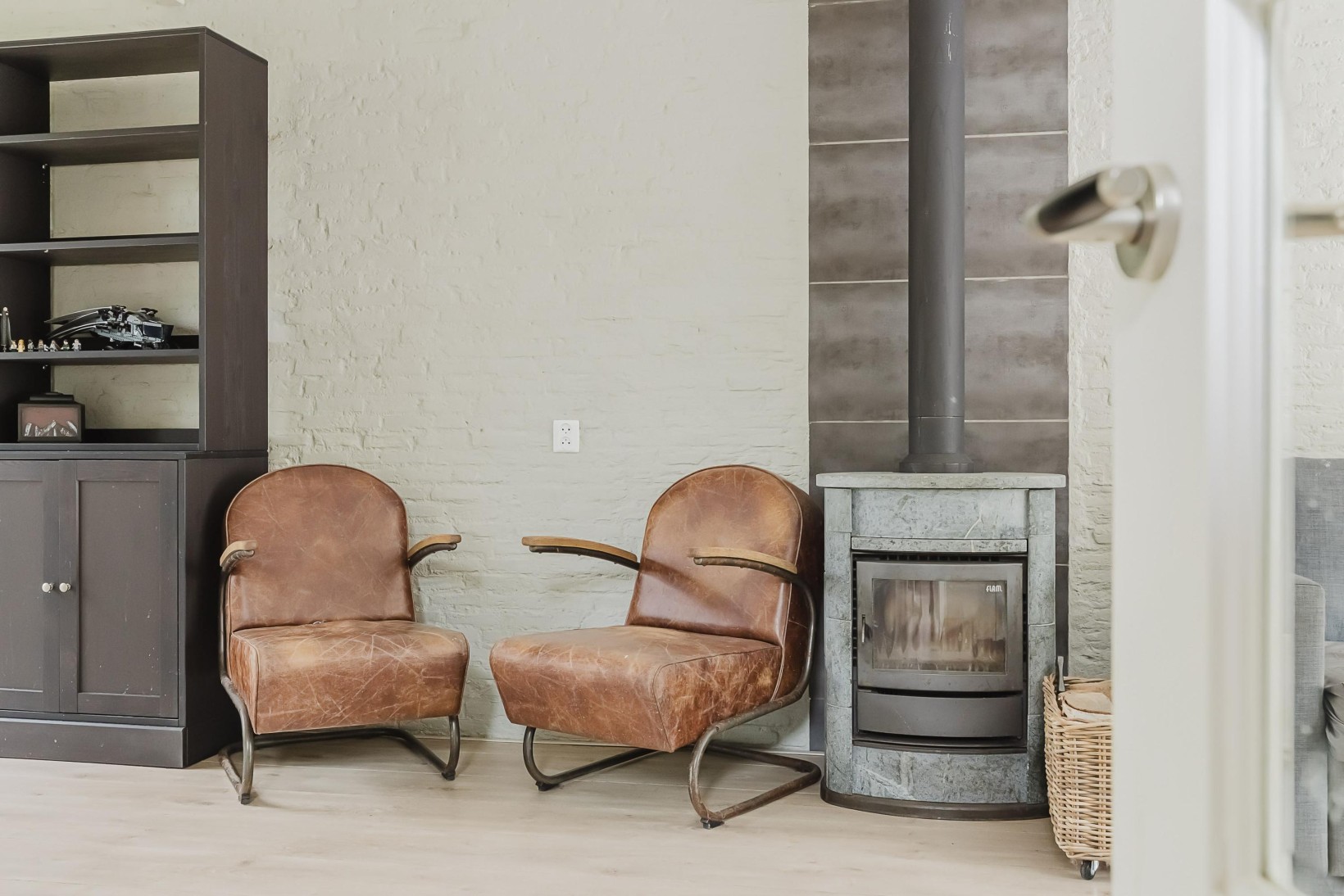 Hoekwoning te koop: Donkenweg 1, Roosendaal
