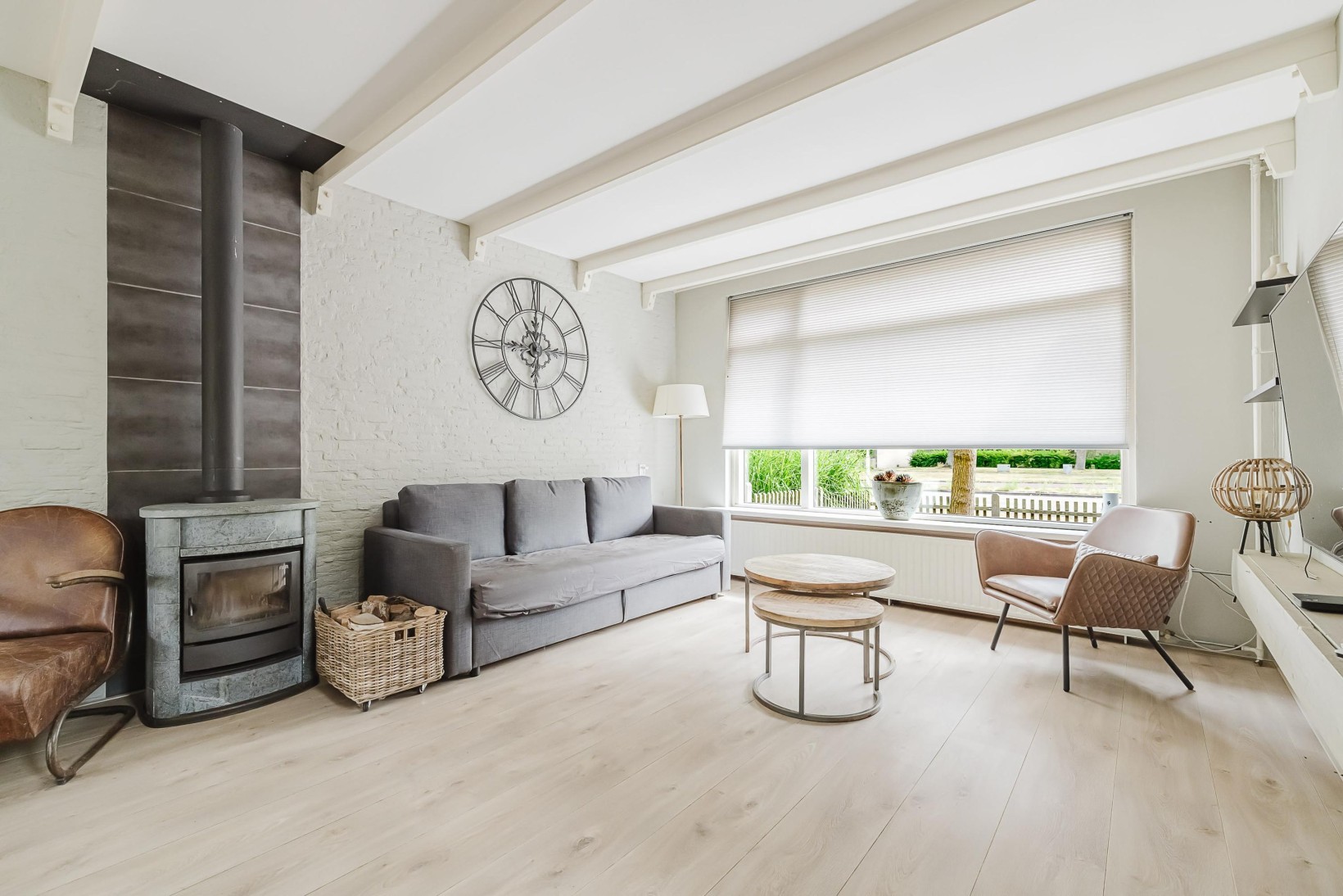 Hoekwoning te koop: Donkenweg 1, Roosendaal