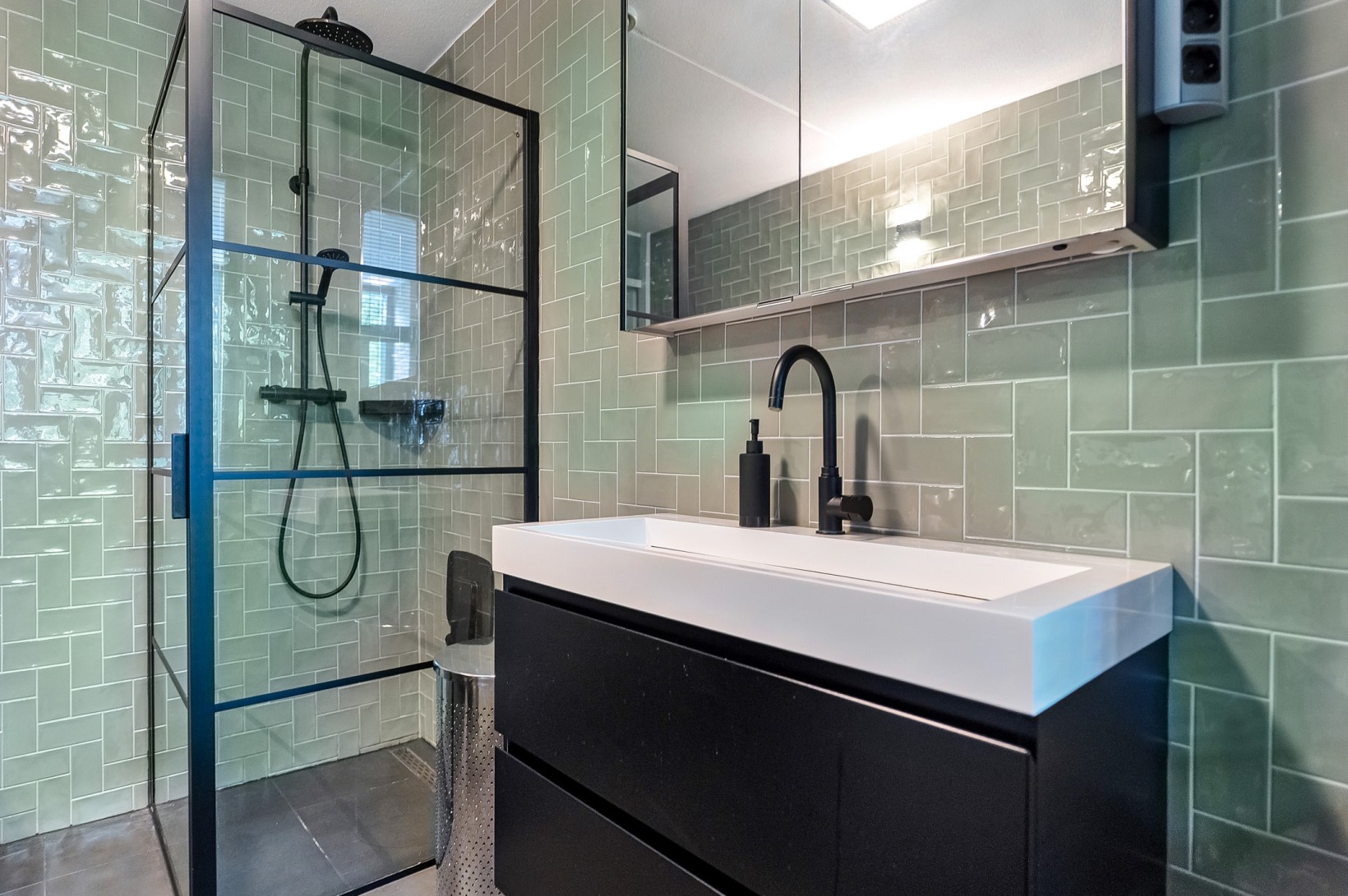 Appartement te koop: Van Leeuwenhoeklaan 38, Roosendaal