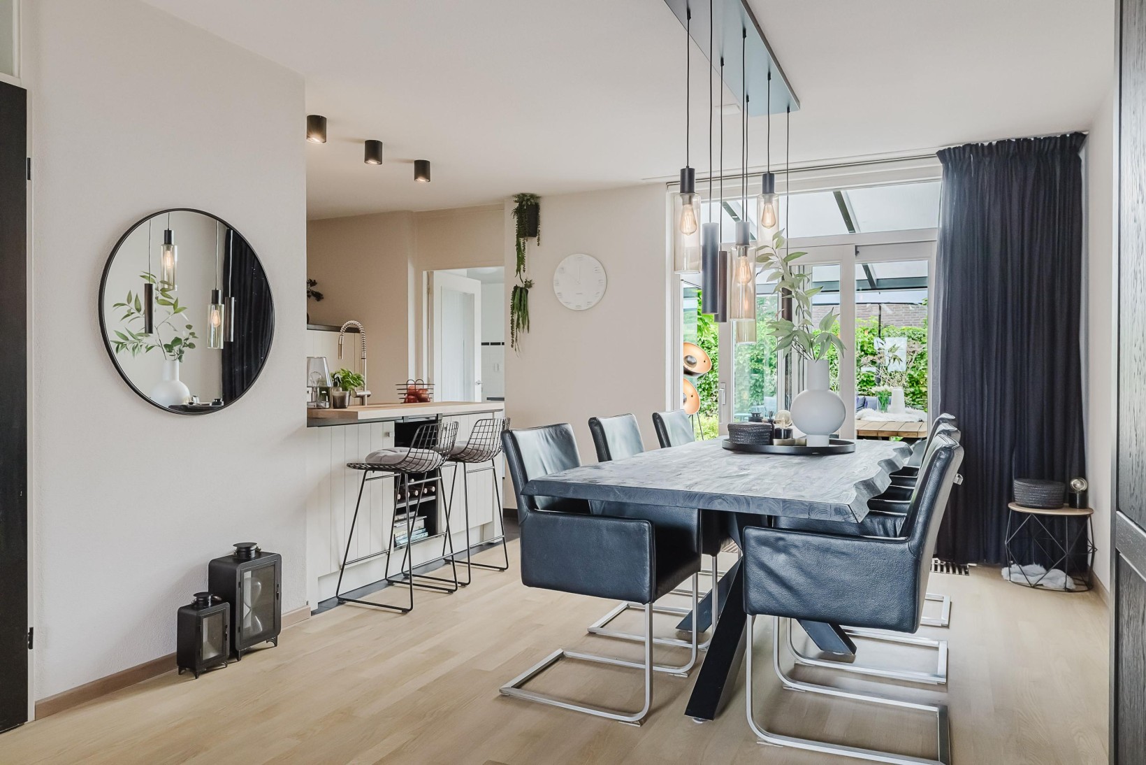 Hoekwoning te koop: Freesiaberg 24, Roosendaal