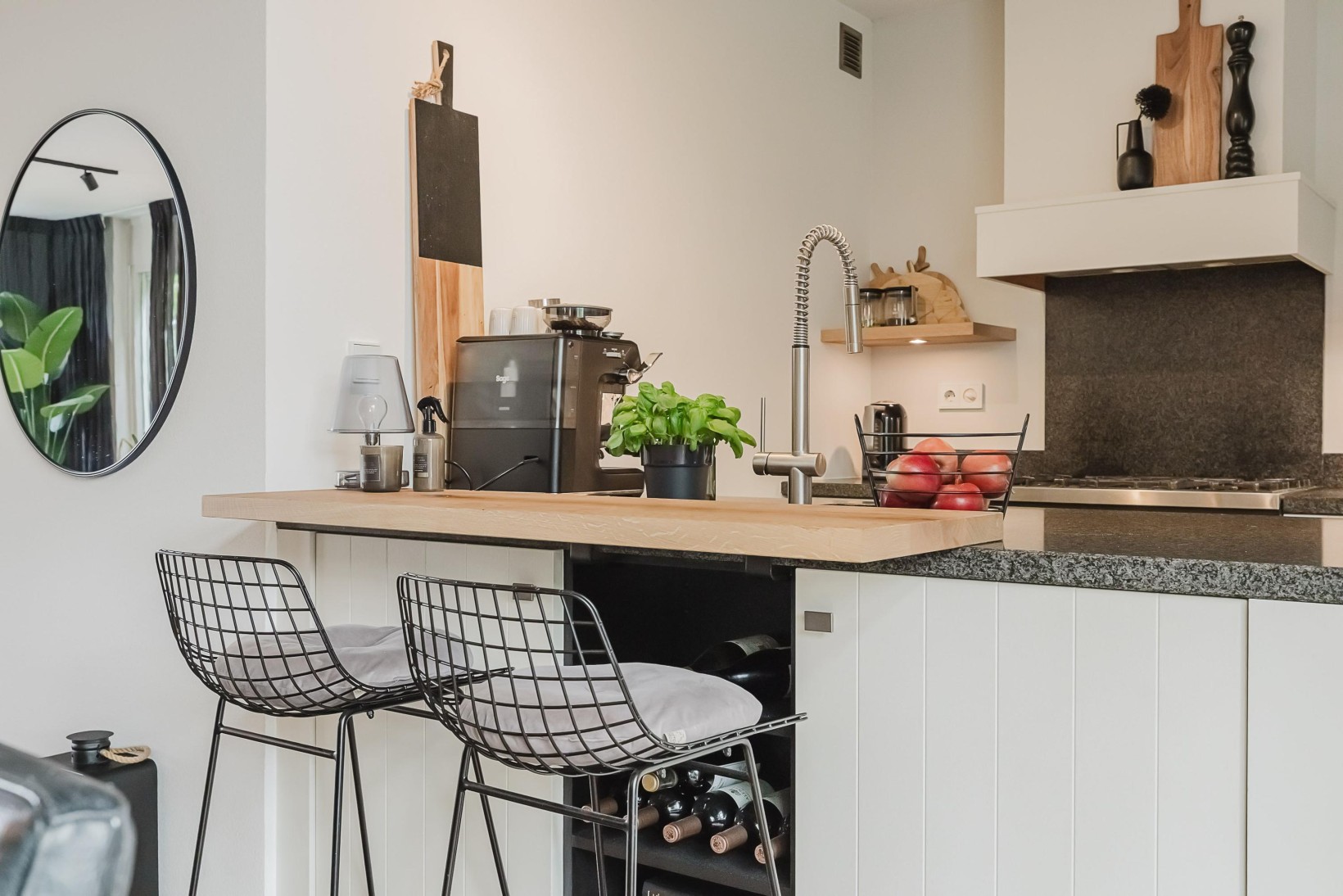 Hoekwoning te koop: Freesiaberg 24, Roosendaal