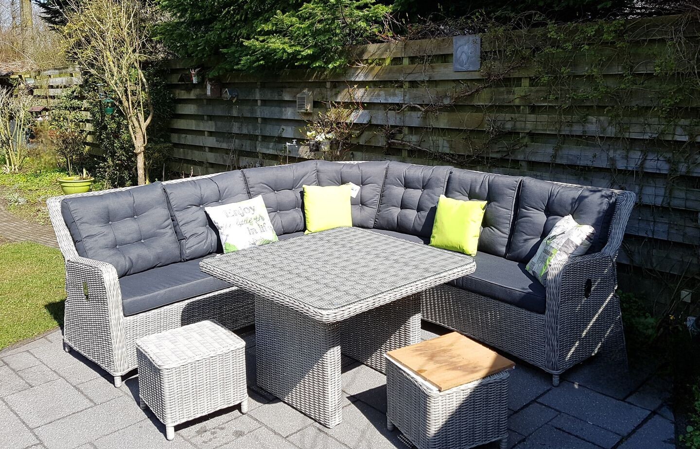 Tussenwoning te koop: laurierberg 13A, Roosendaal