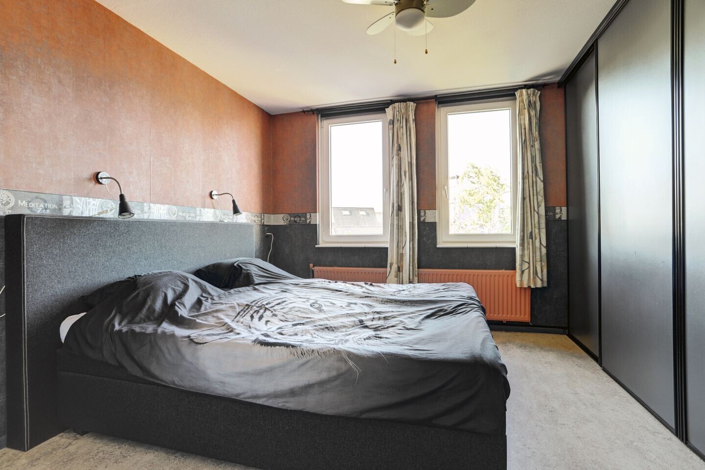 Tussenwoning te koop: laurierberg 13A, Roosendaal