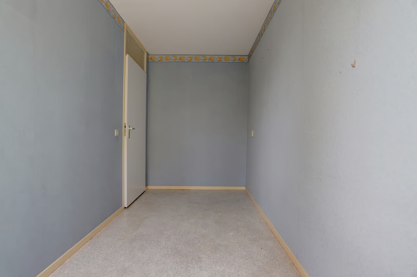 Tussenwoning te koop: laurierberg 13A, Roosendaal