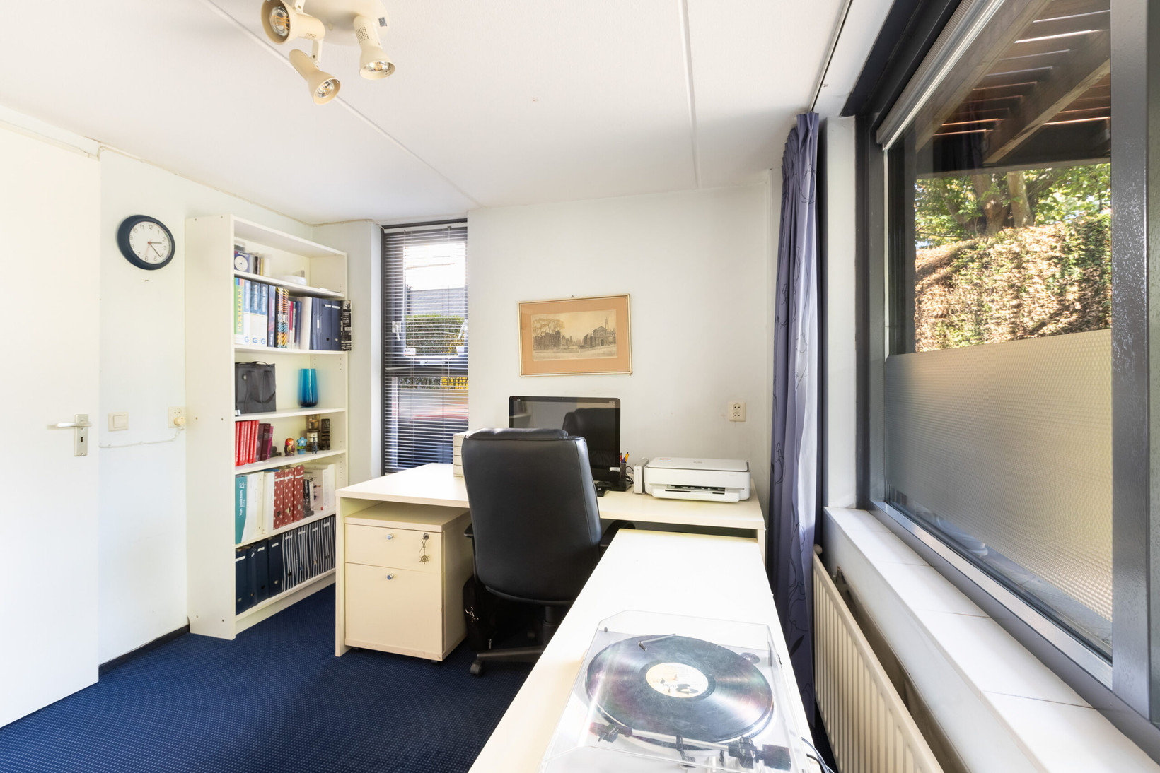 Twee-onder-één-kap te koop: Thorbeckelaan 49, Roosendaal