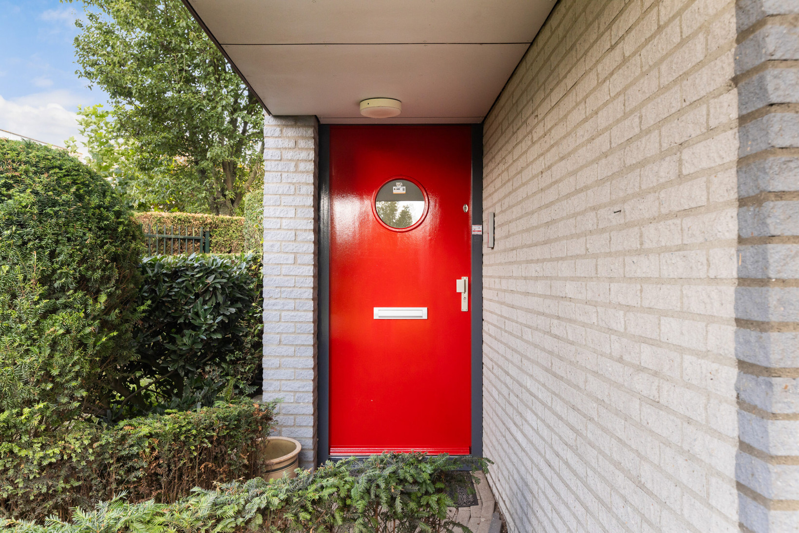 Twee-onder-één-kap te koop: Thorbeckelaan 49, Roosendaal