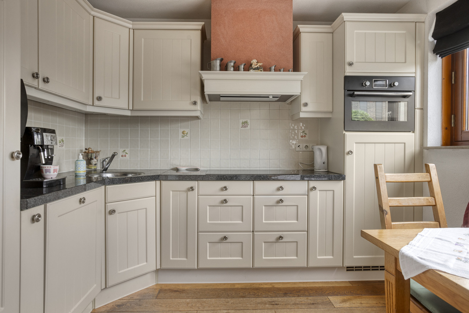 Tussenwoning te koop: Maïsberg 9, Roosendaal