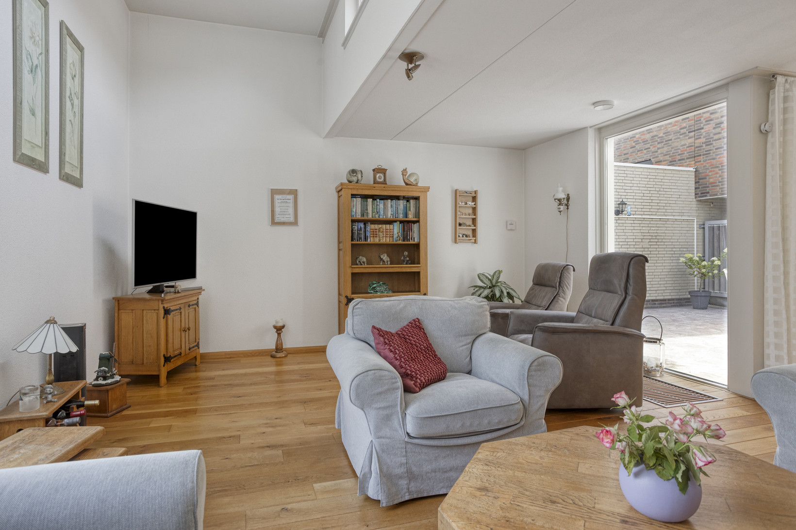 Tussenwoning te koop: Maïsberg 9, Roosendaal