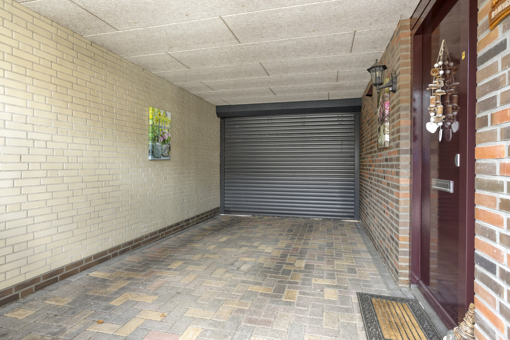 Tussenwoning te koop: Maïsberg 9, Roosendaal