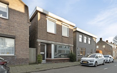 Dorpsstraat 57