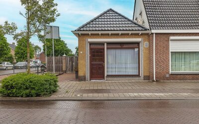 Dorpsstraat 11