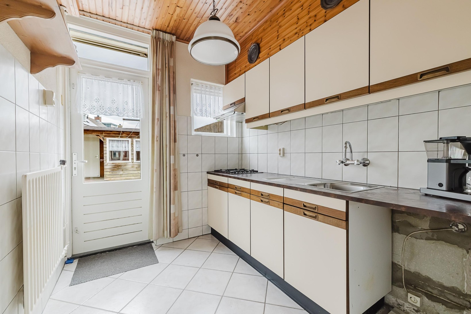 Tussenwoning te koop: Boomhoefstraat 12, Wouw
