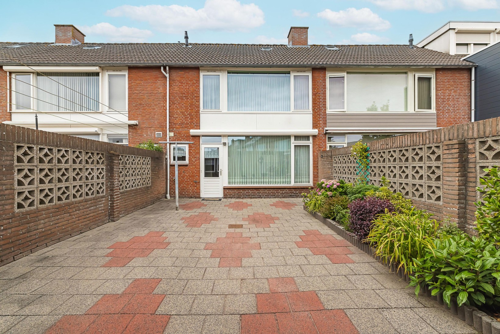 Tussenwoning te koop: Boomhoefstraat 12, Wouw