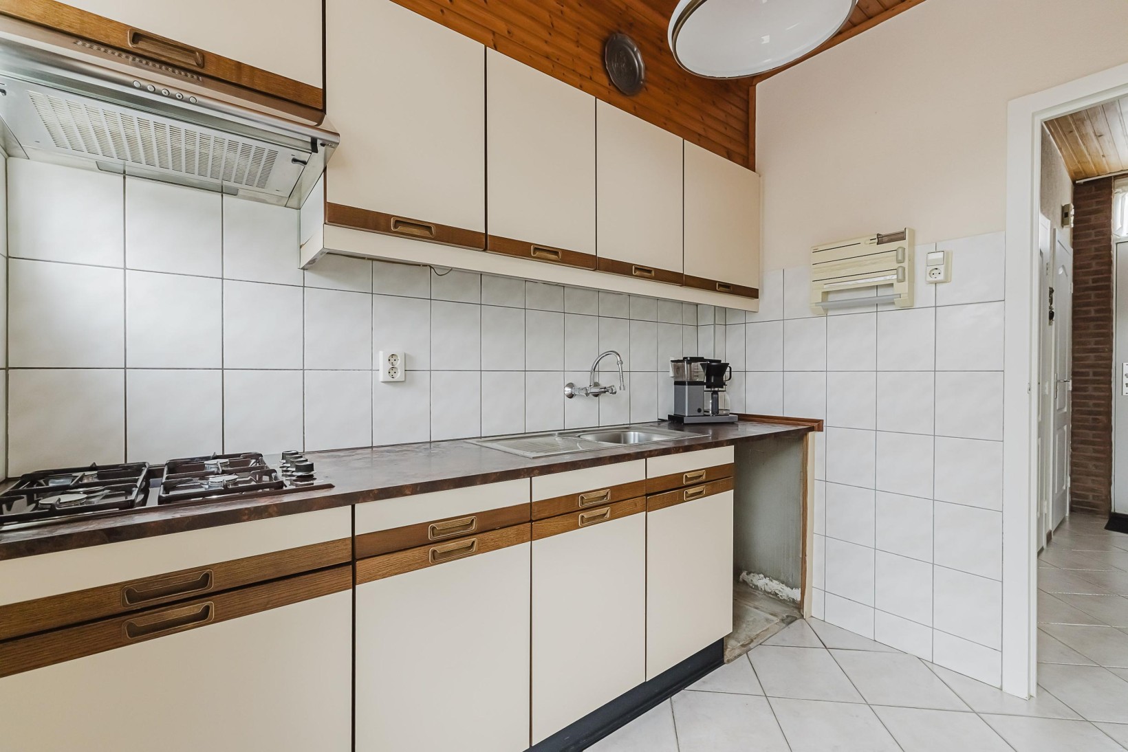 Tussenwoning te koop: Boomhoefstraat 12, Wouw