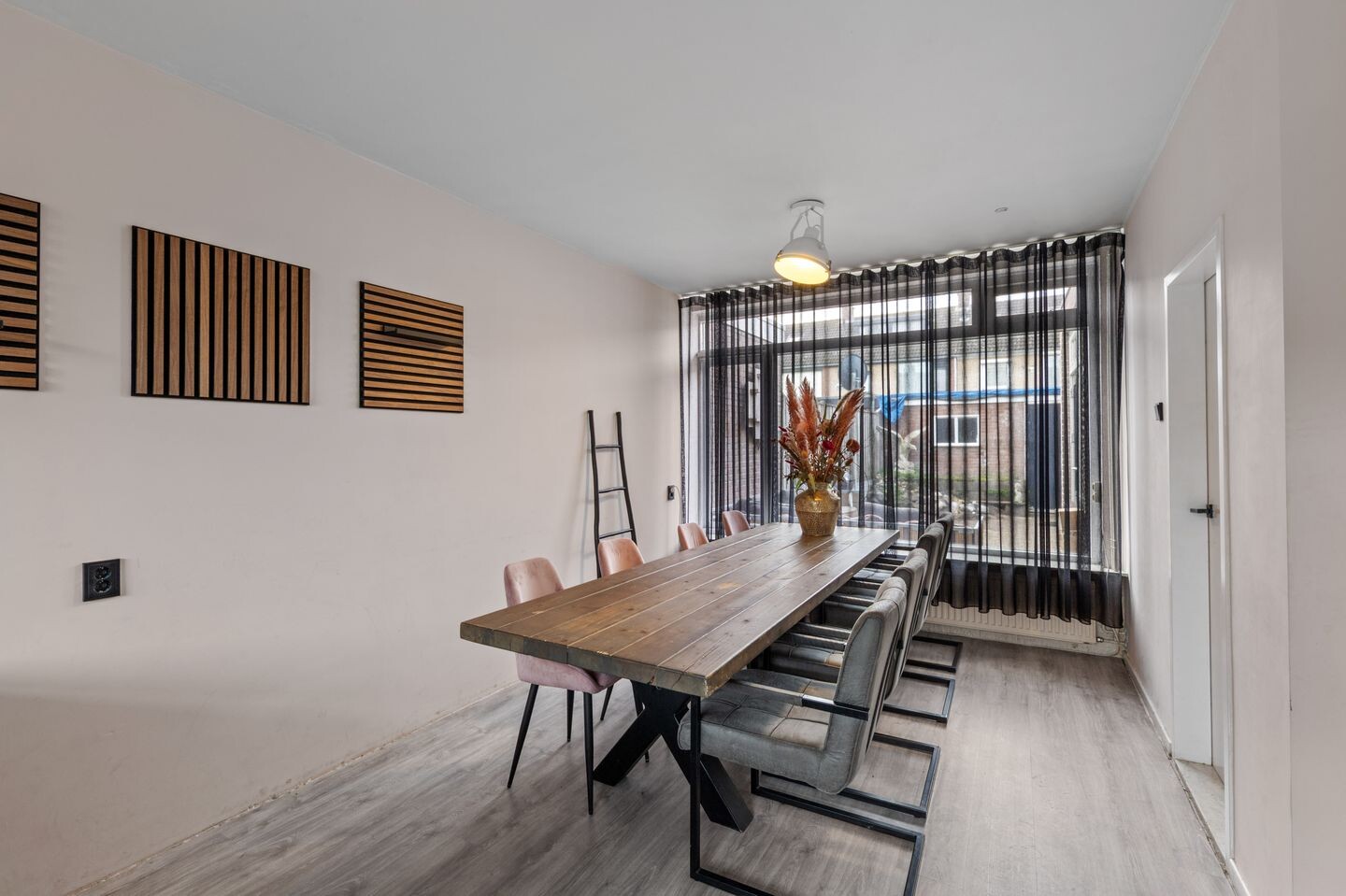 Tussenwoning te koop: Omgang 52, Wouw