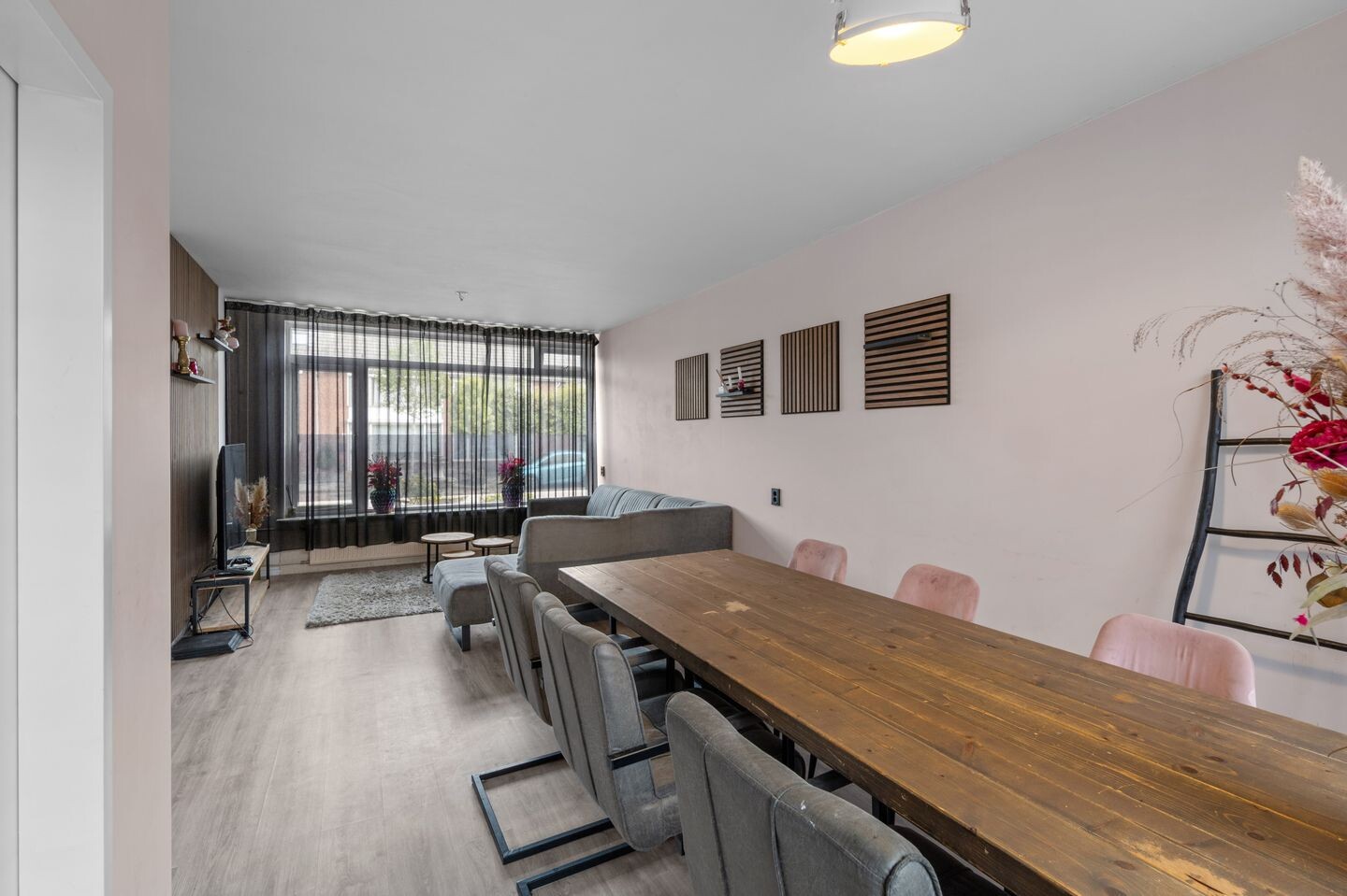 Tussenwoning te koop: Omgang 52, Wouw