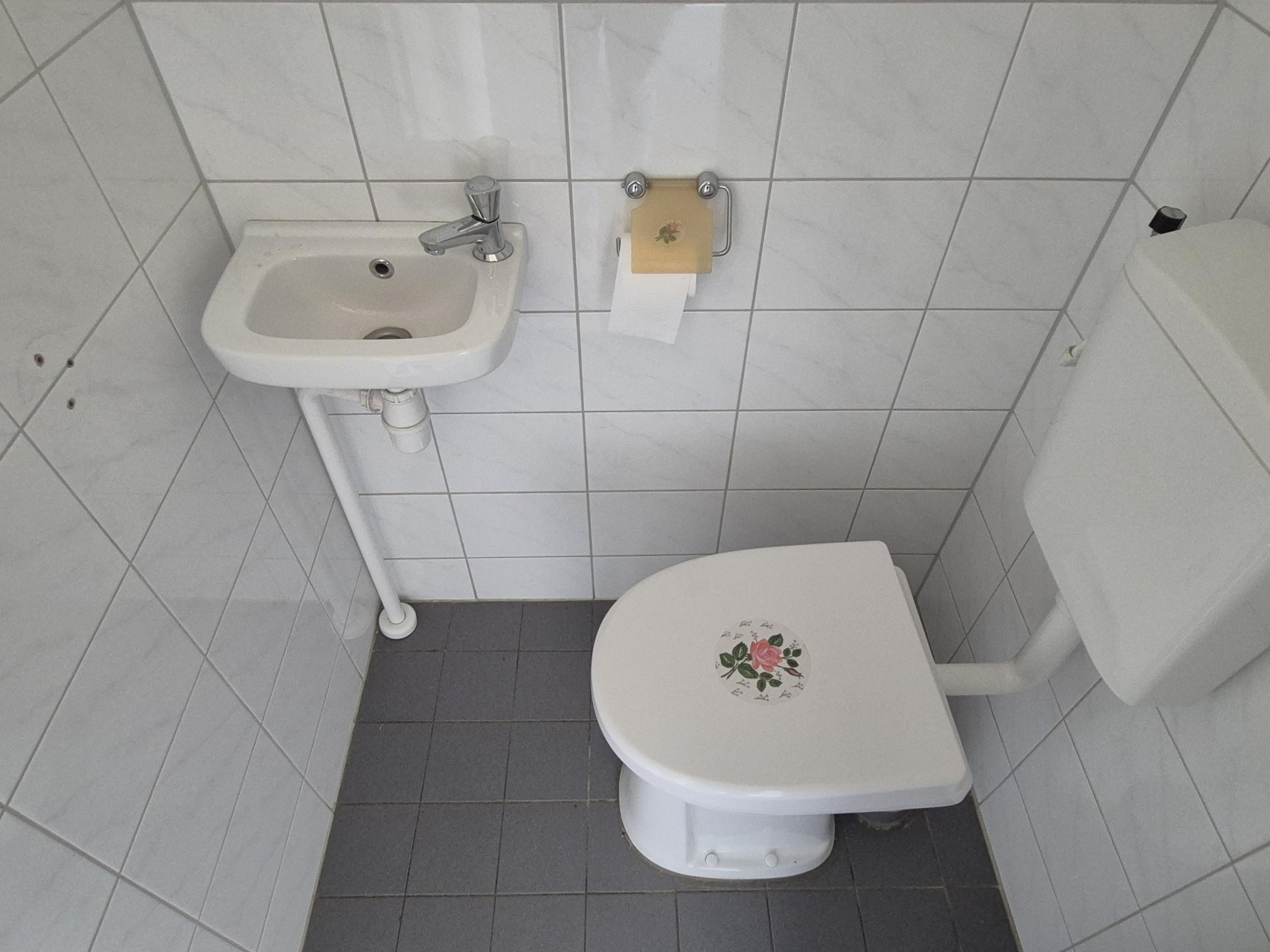 Tussenwoning te koop: Esdoornstraat 7, Heerle