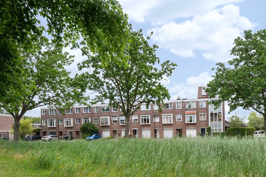 Tussenwoning te koop: C Raaijmakerslaan 12, Oudenbosch