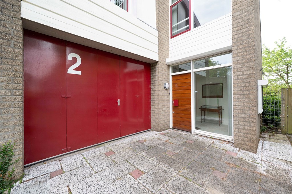 Twee-onder-één-kap te koop: A Koenestraat 2, Oudenbosch