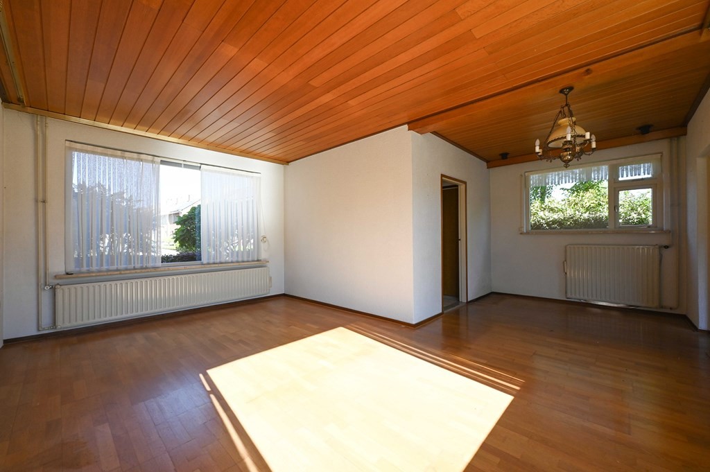 Vrijstaande woning te koop: Akkerlingen 13, Hoeven