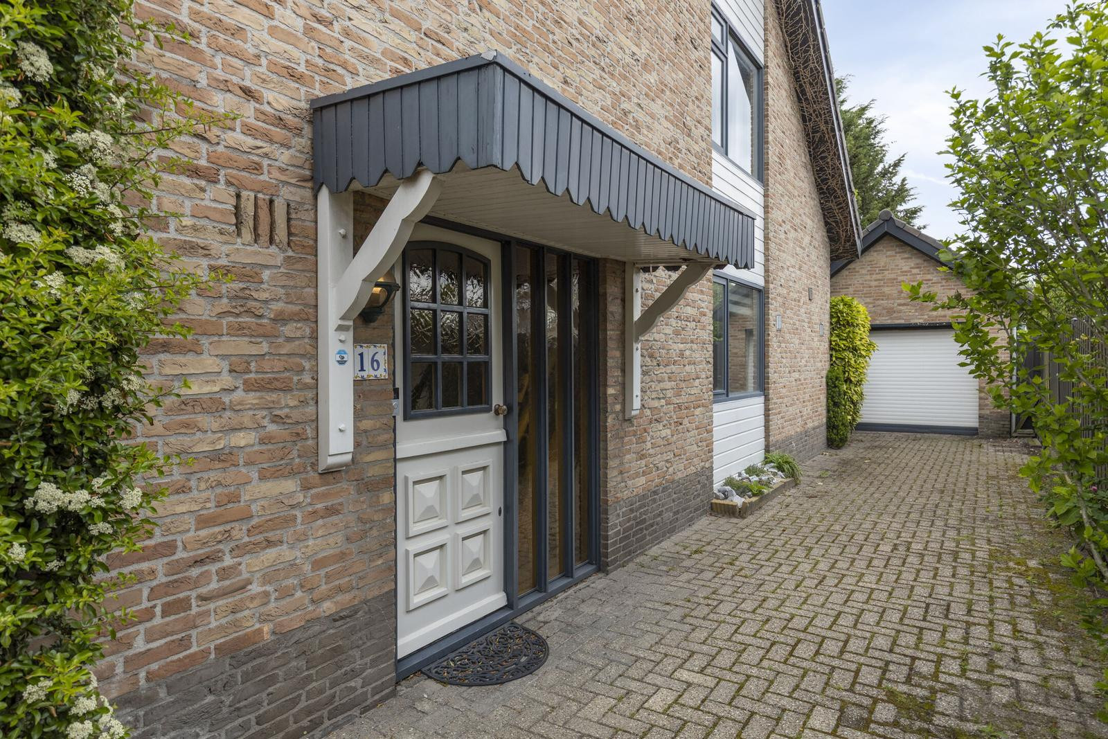 Vrijstaande woning te koop: Wilhelminastraat 16, Bosschenhoofd