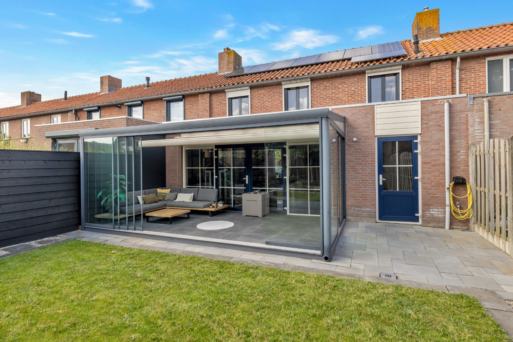 Tussenwoning te koop: Timberwolfstraat 16, Standdaarbuiten