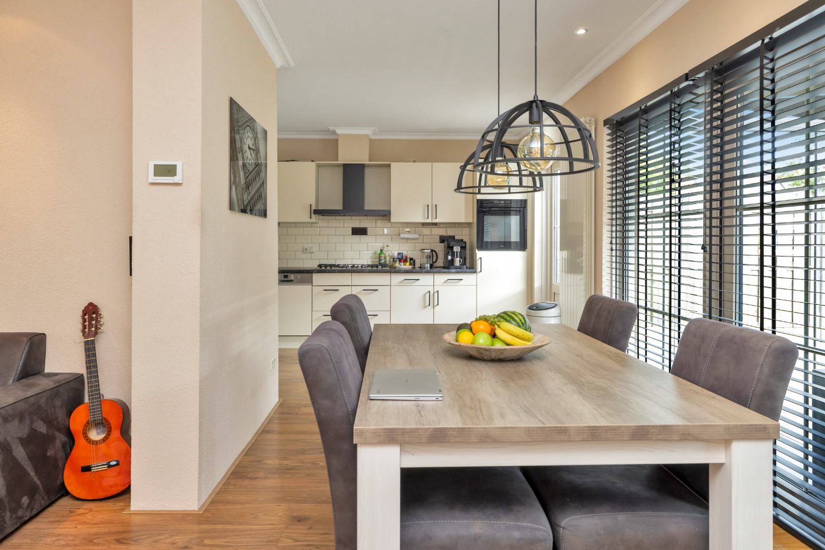 Tussenwoning te koop: Timberwolfstraat 16, Standdaarbuiten