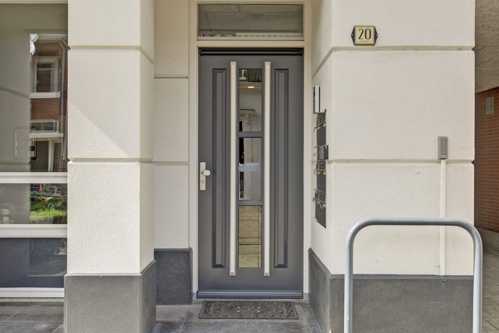 Appartement te koop: Stationsstraat 20B, Zevenbergen