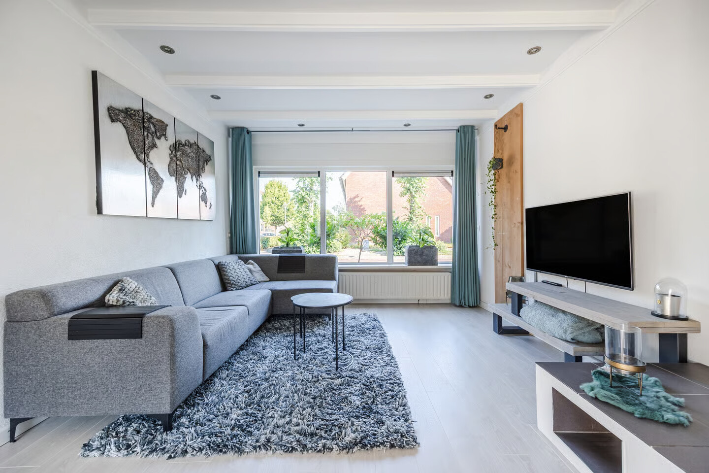 Tussenwoning te koop: Doctor Ariënslaan 155, Zevenbergen