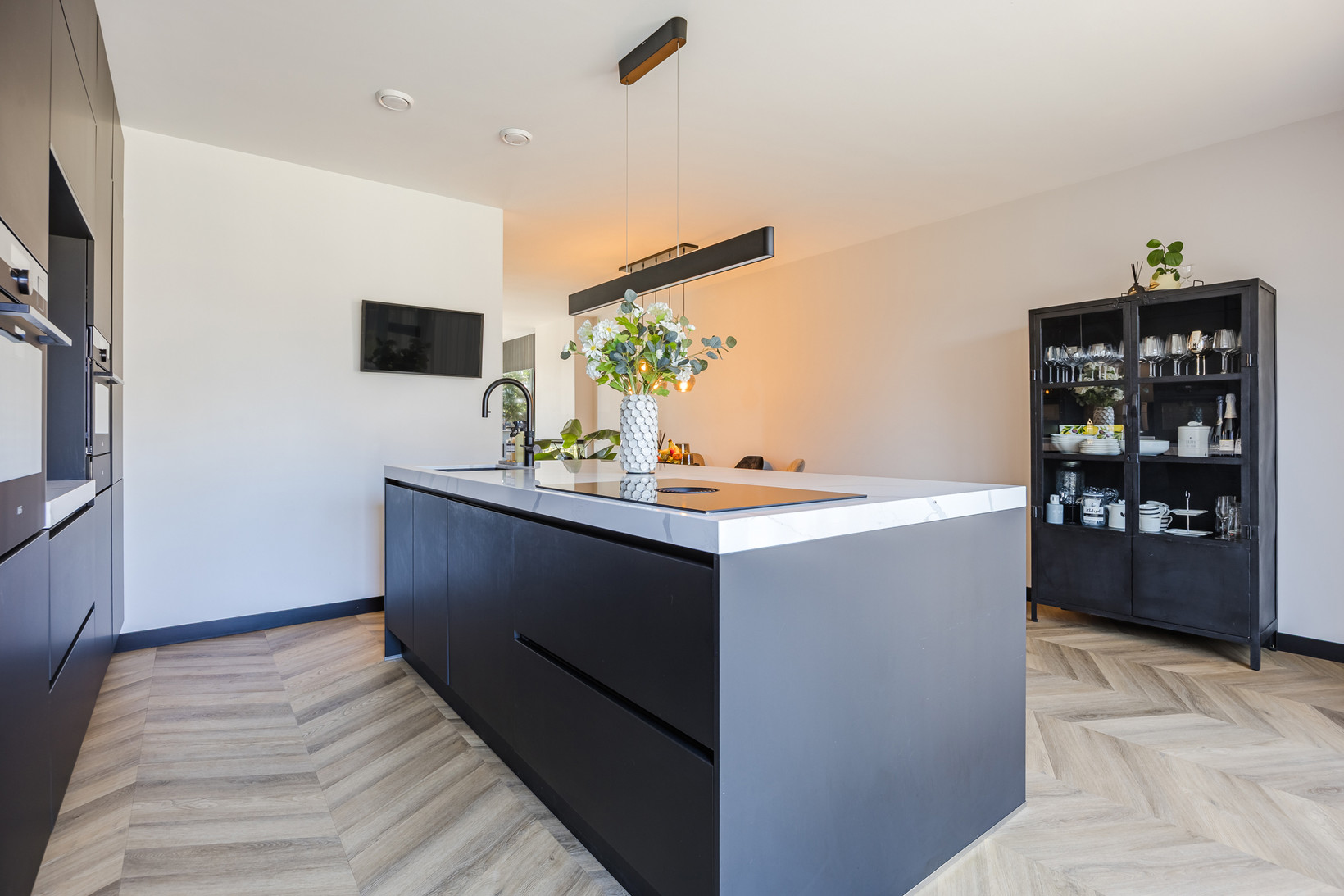 Hoekwoning te koop: Parelmoer 25, Zevenbergen
