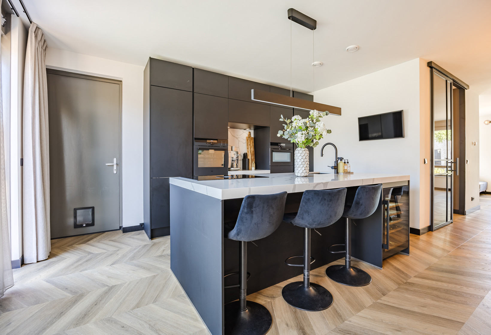 Hoekwoning te koop: Parelmoer 25, Zevenbergen