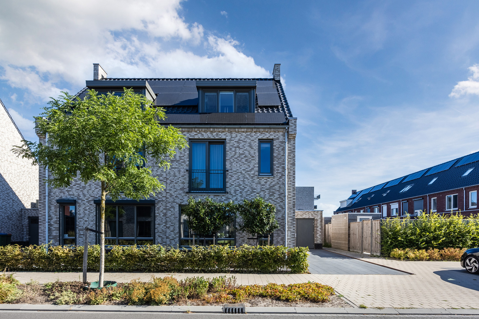 Hoekwoning te koop: Parelmoer 25, Zevenbergen