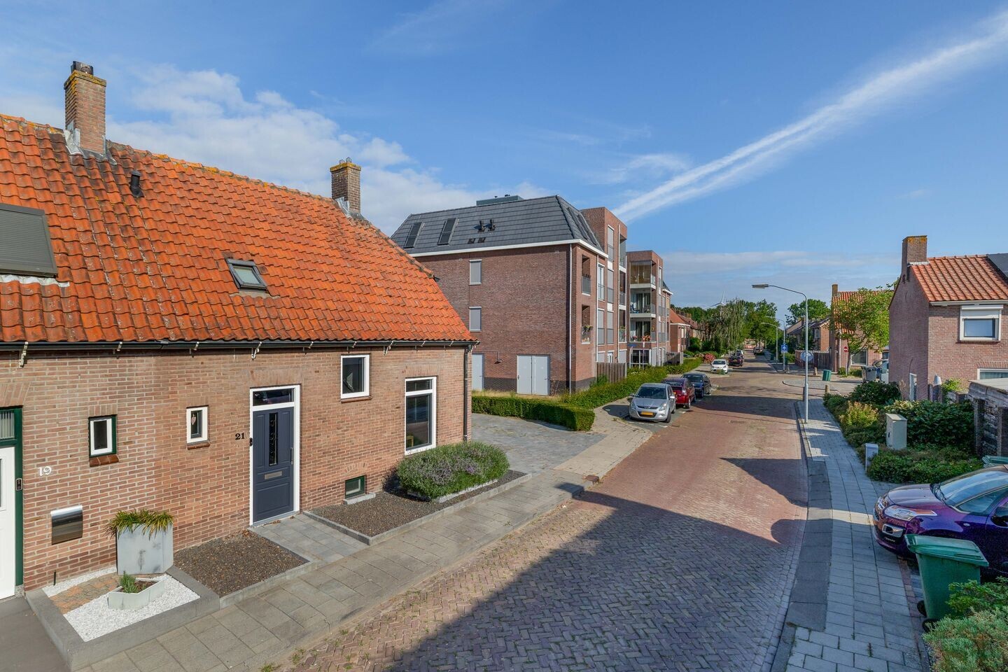 Twee-onder-één-kap te koop: Frisostraat 21, Zevenbergschen Hoek