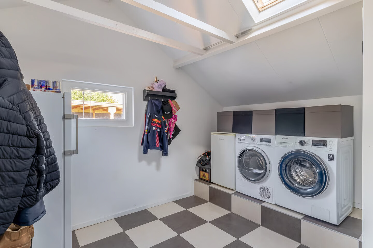 Twee-onder-één-kap te koop: Frisostraat 21, Zevenbergschen Hoek