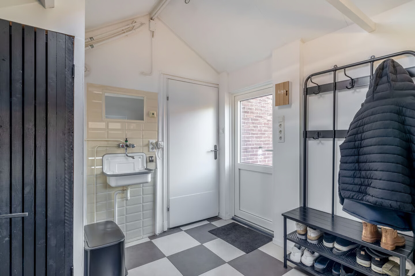Twee-onder-één-kap te koop: Frisostraat 21, Zevenbergschen Hoek