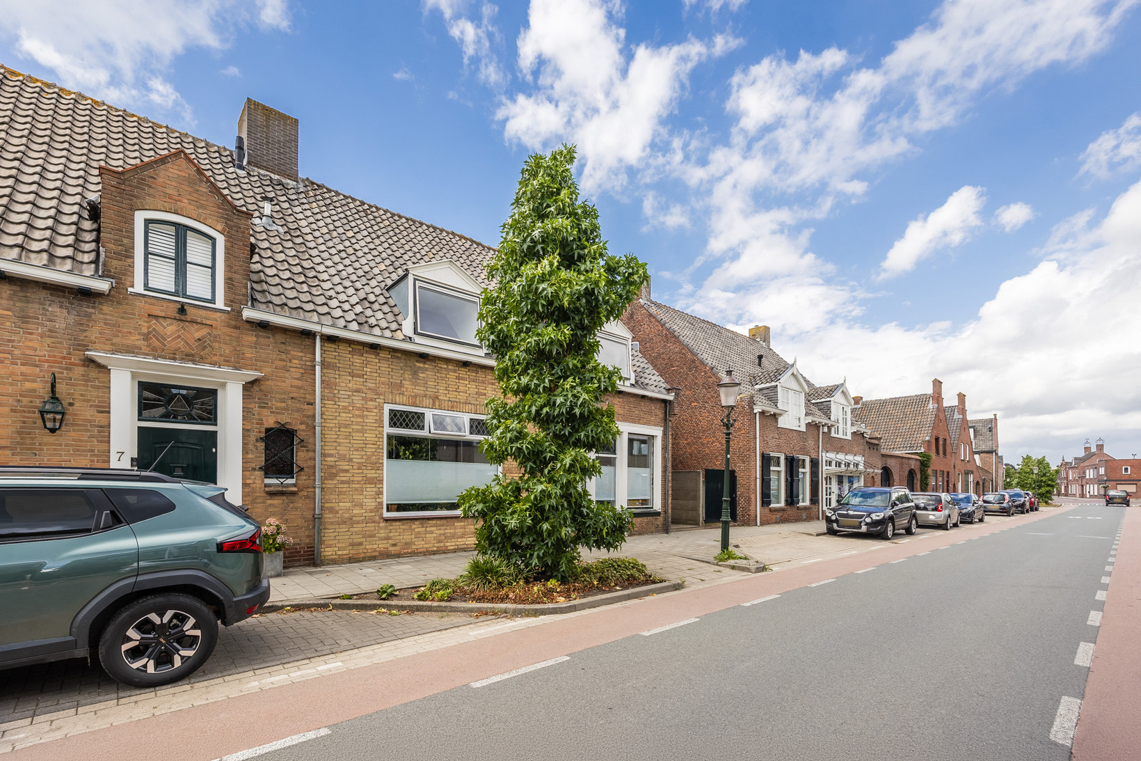 Twee-onder-één-kap te koop: Hoofdstraat 9, Zevenbergschen Hoek