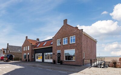 Kadedijk 56