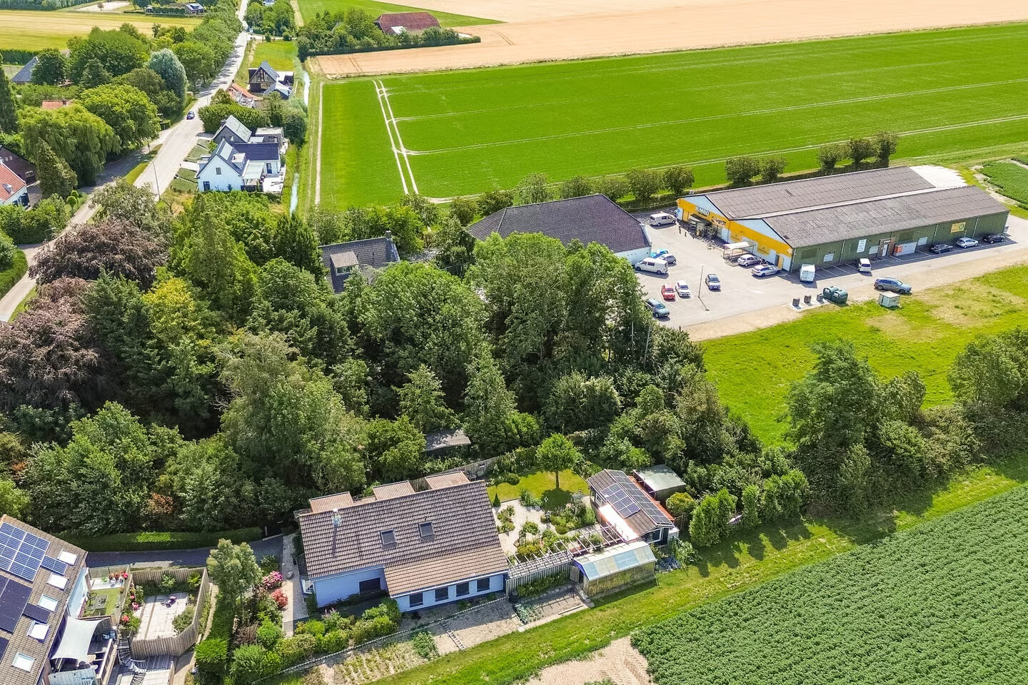 Vrijstaande woning te koop: Kadedijk 116, Fijnaart