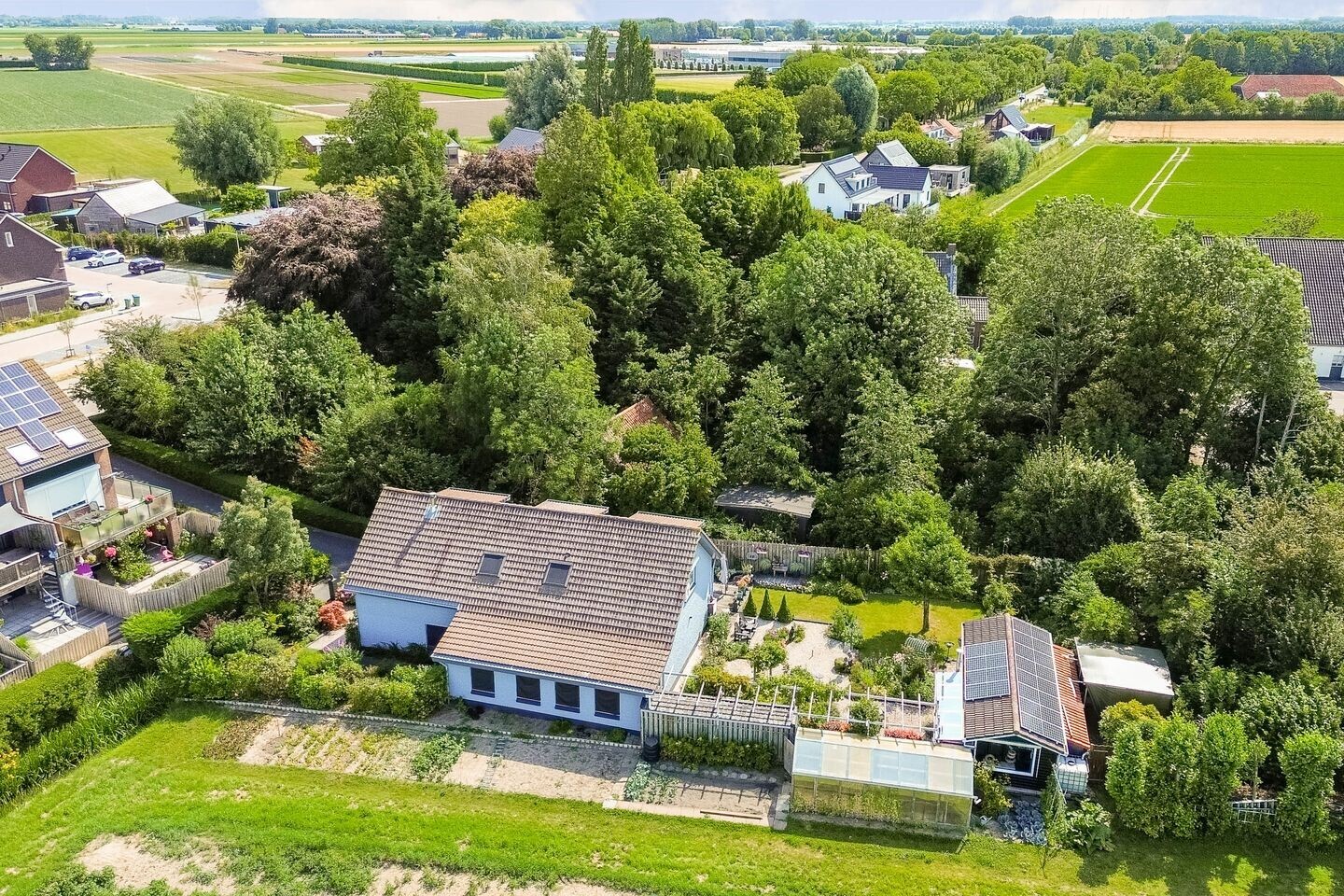 Vrijstaande woning te koop: Kadedijk 116, Fijnaart