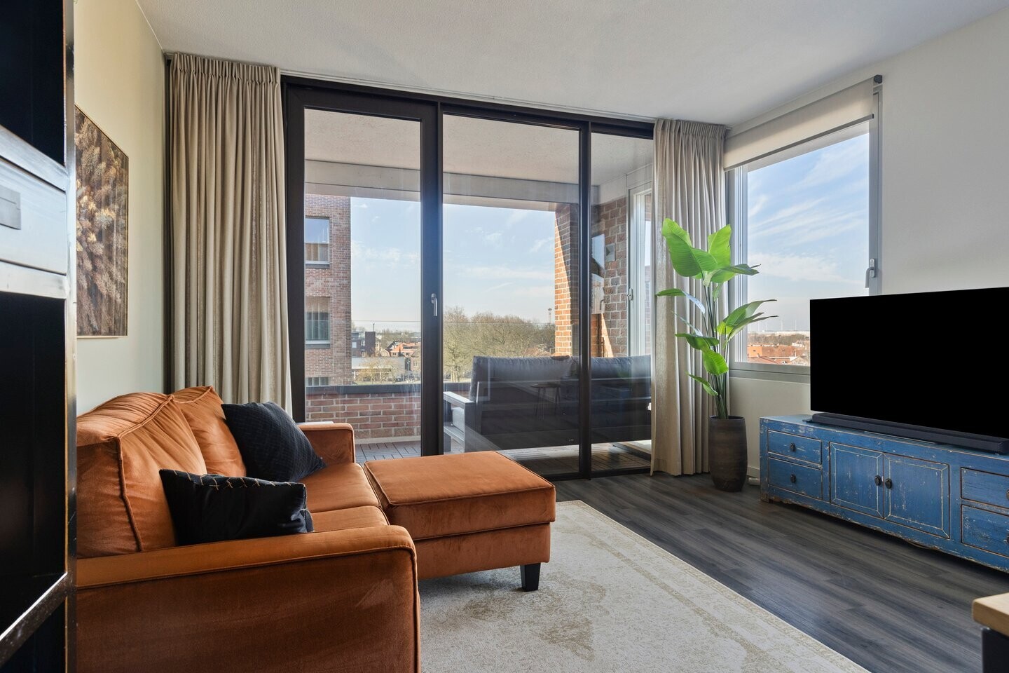 Appartement te koop: Anna van Lotharingentoren 36, Breda
