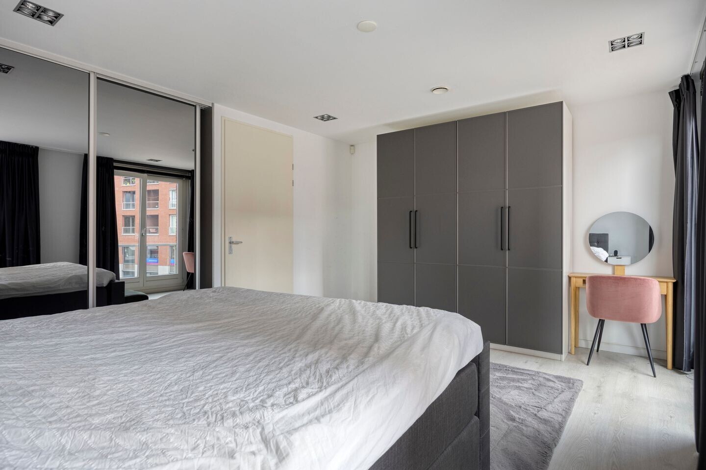 Tussenwoning te koop: Snellenshof 3, Breda