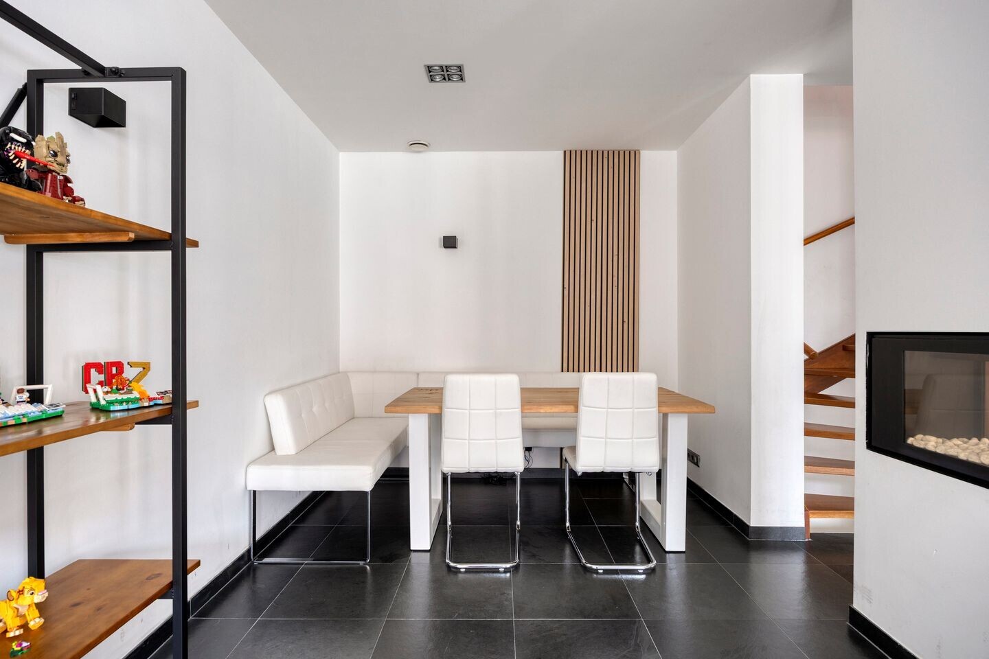 Tussenwoning te koop: Snellenshof 3, Breda