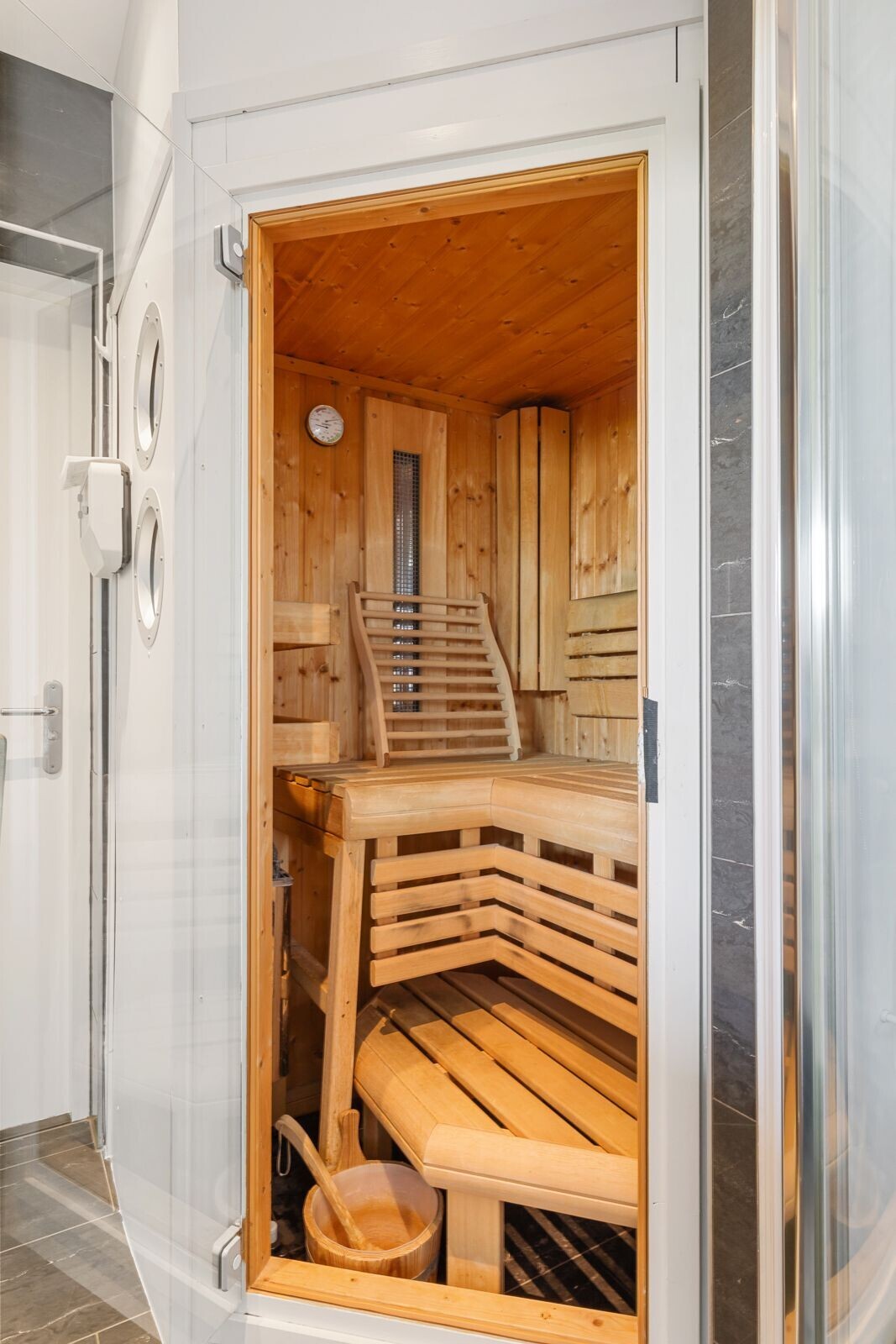 Appartement te koop: Irenestraat 31C, Breda