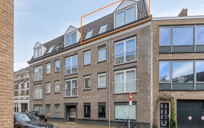 Nieuwe Huizen 13-B