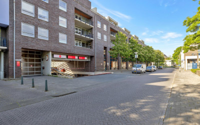 Middellaan 140