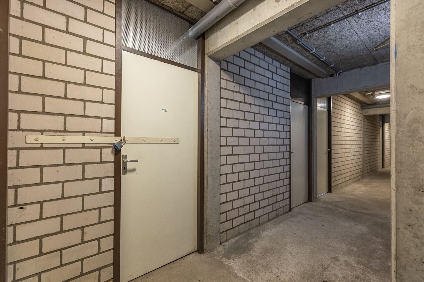Appartement te koop: Middellaan 296, Breda