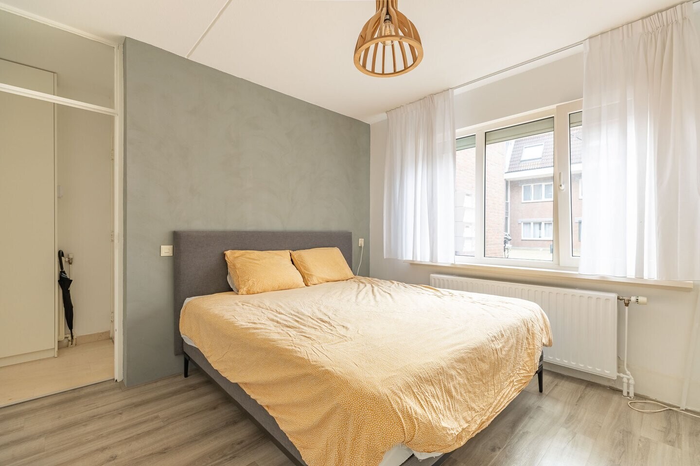 Appartement te koop: Middellaan 296, Breda