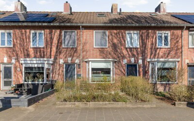 Willem Bare. 6