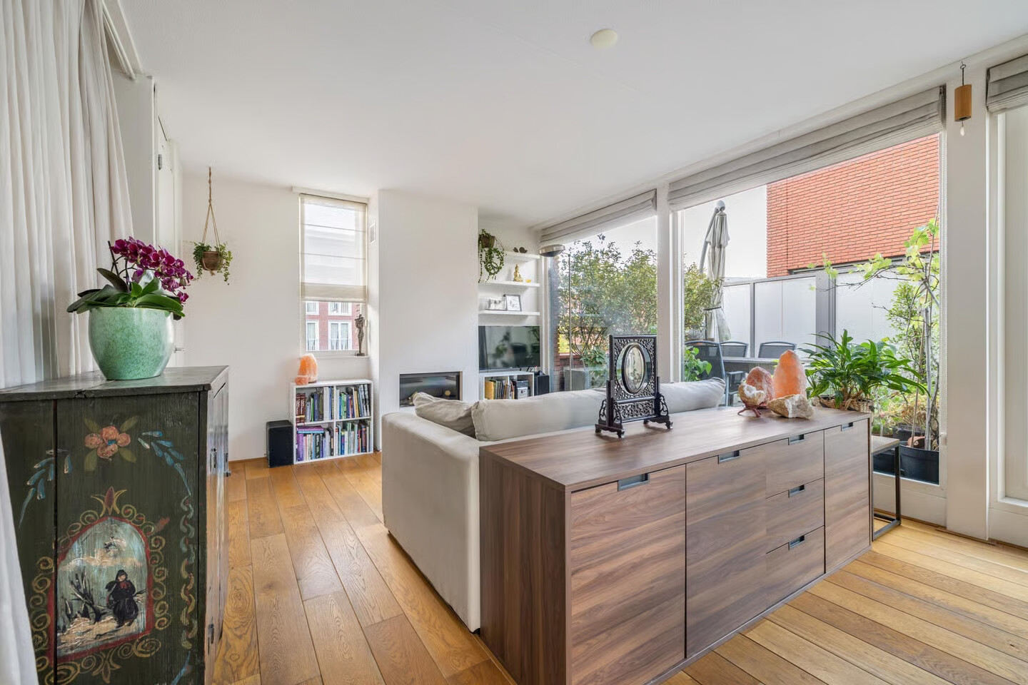 Tussenwoning te koop: Kronenburgwerf 19, Breda